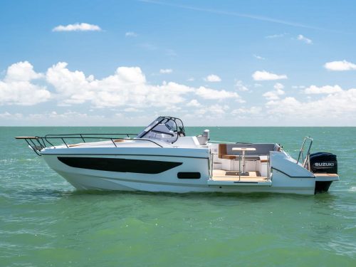 Motorboat rental guide