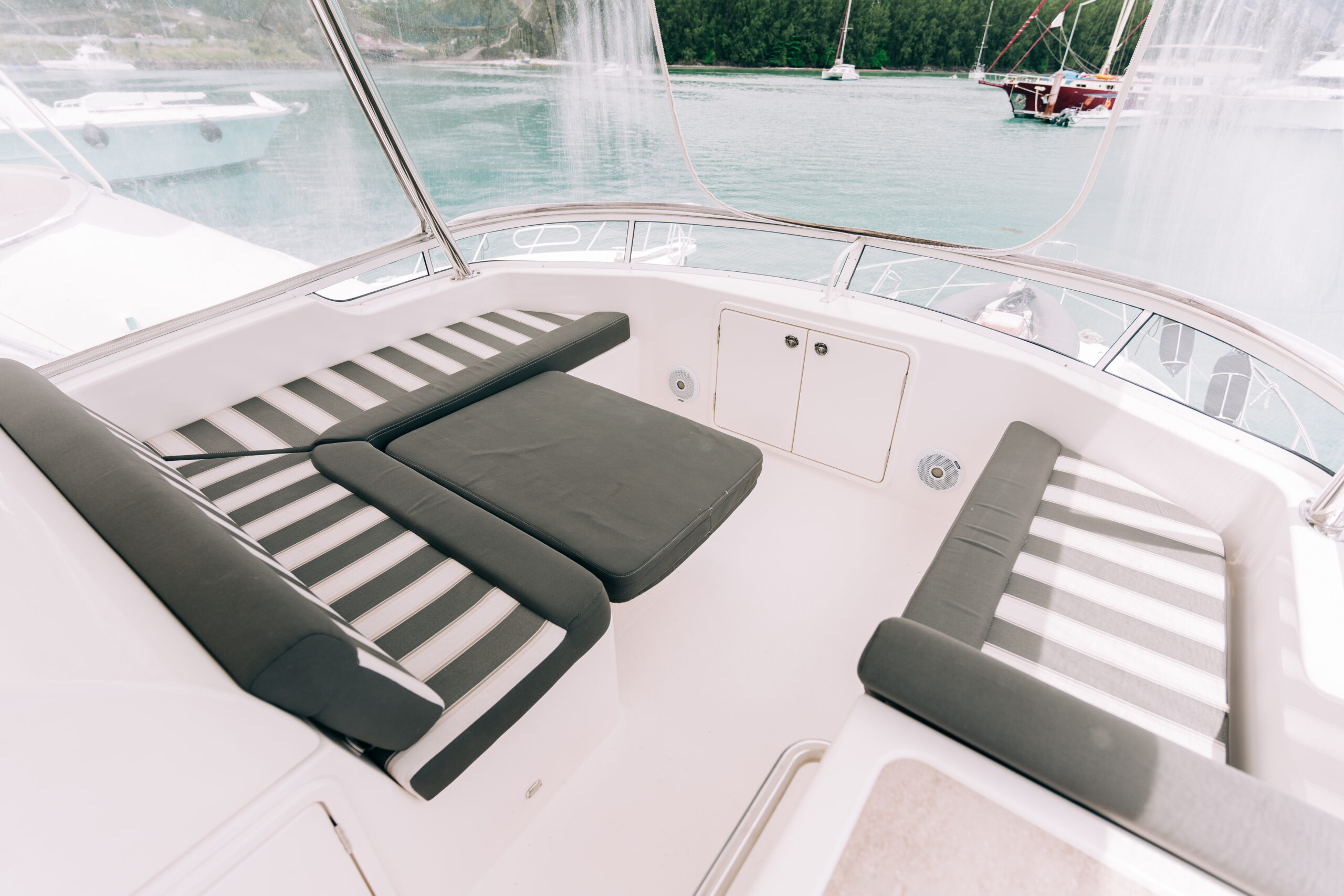 Riviera 45 open fly bridge 2016