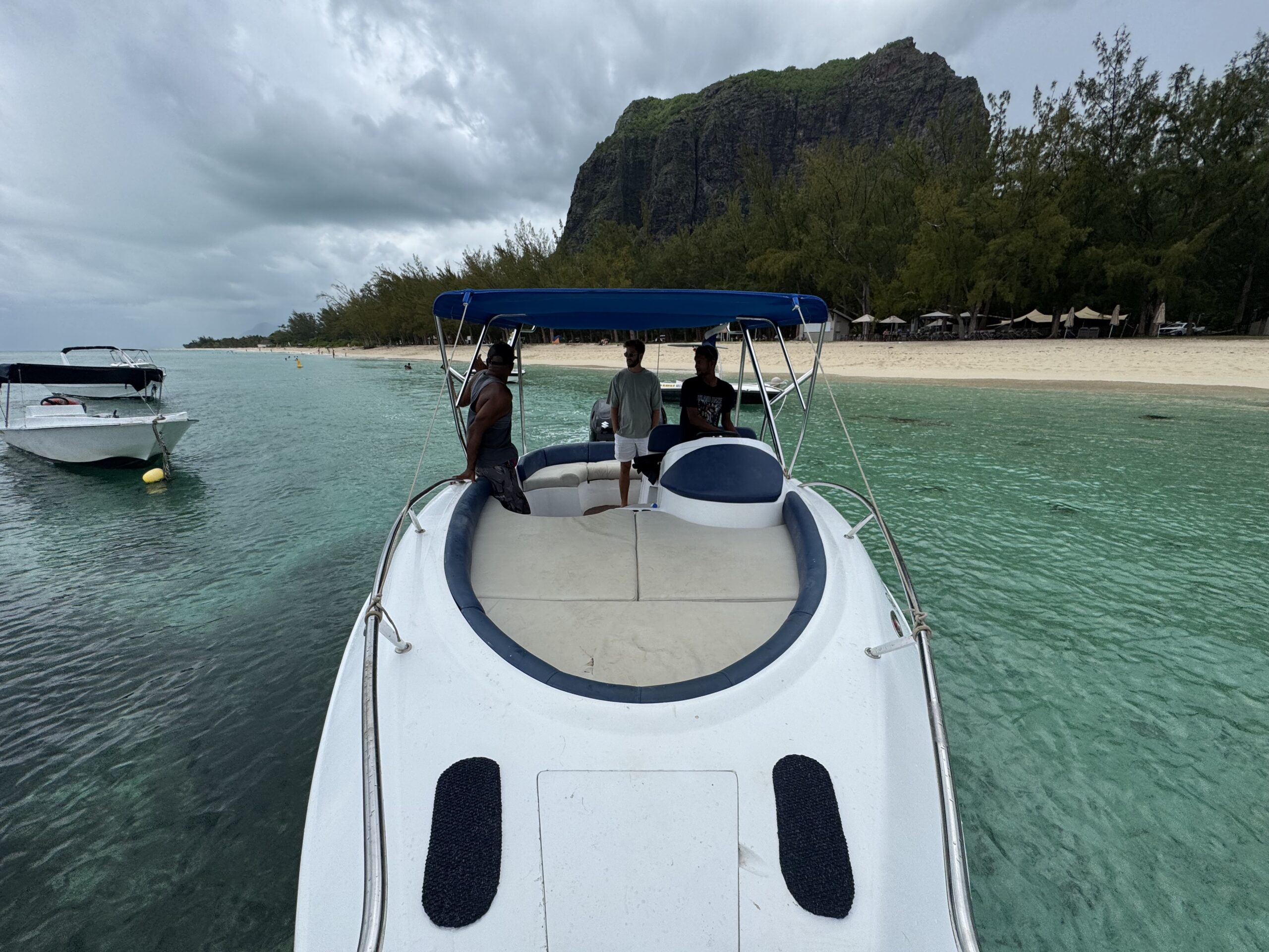 Speedboat 26ft